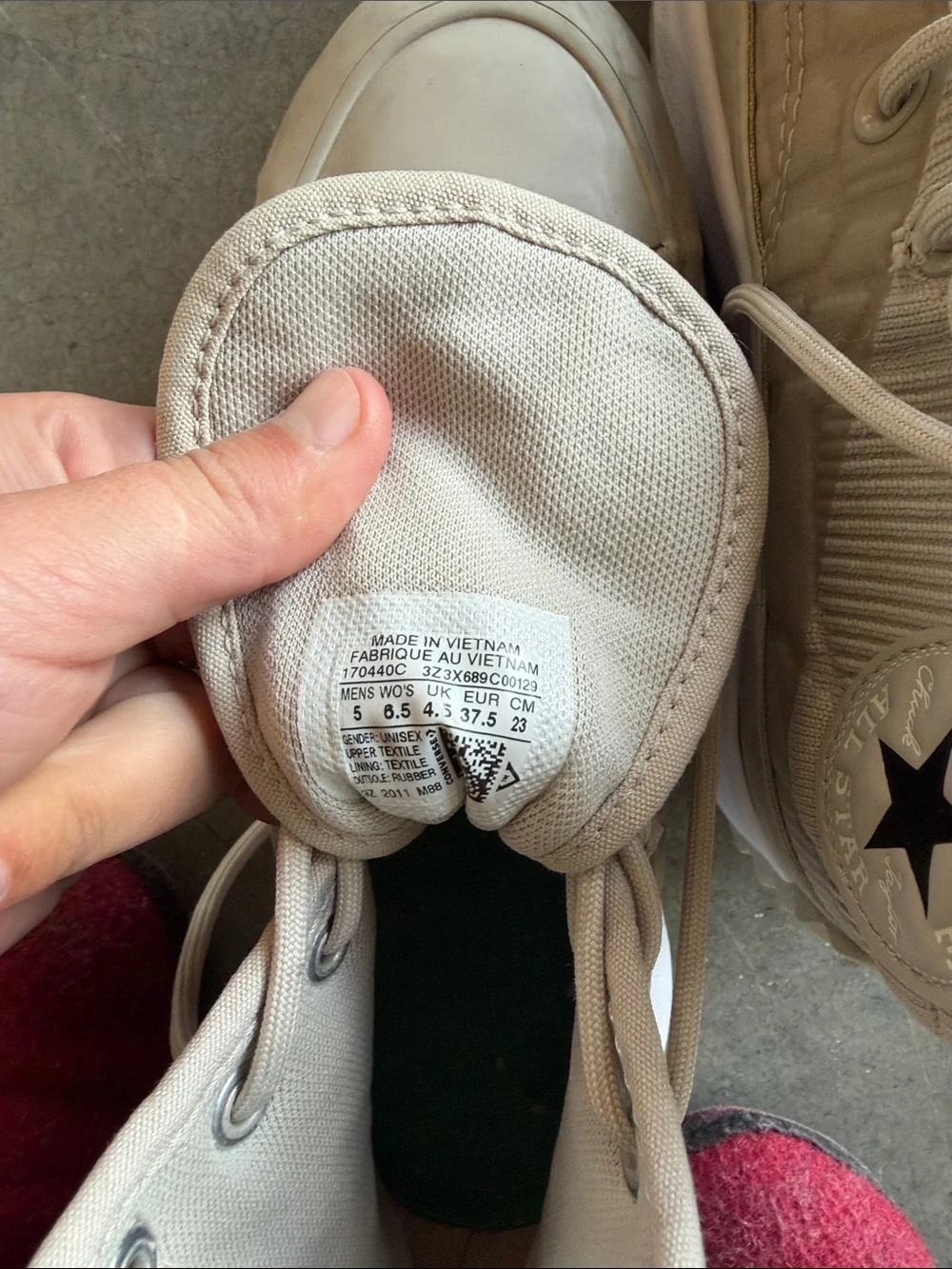 Converse - Picture 5 of 5
